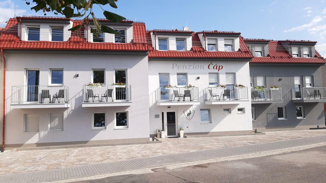 Penzion Cap Mikulov Luaran gambar
